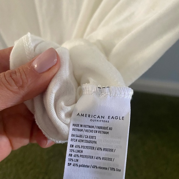 White American Eagle size small top- Excellent condition! - Picture 4 of 4